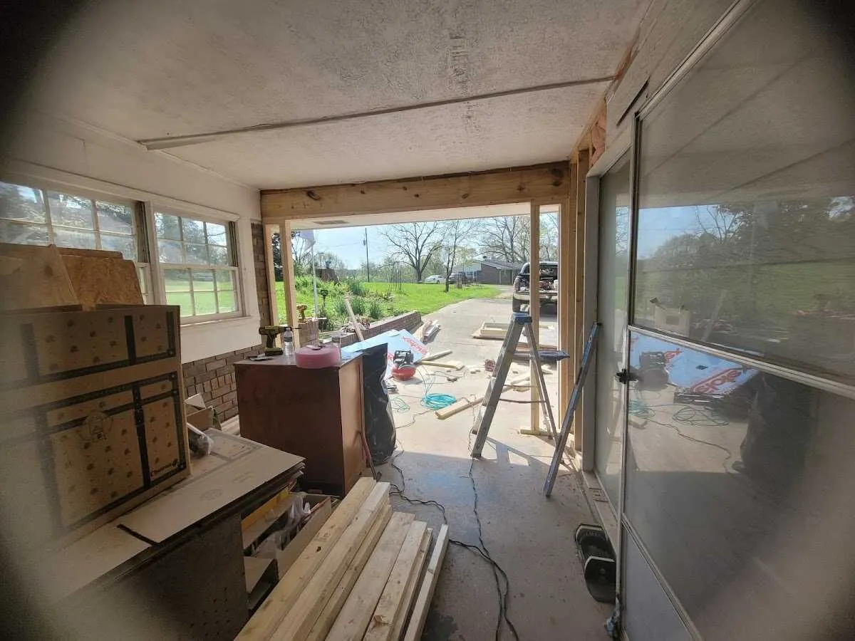 Air movers and dehumidifier for Drying & Dehumidification in Clover